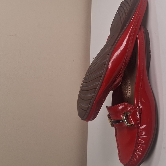 Brown's Couture Patent Leather Horse Bit Mules Size 8 - Picture 6 of 11